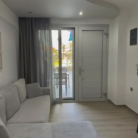 Otium Apartment *